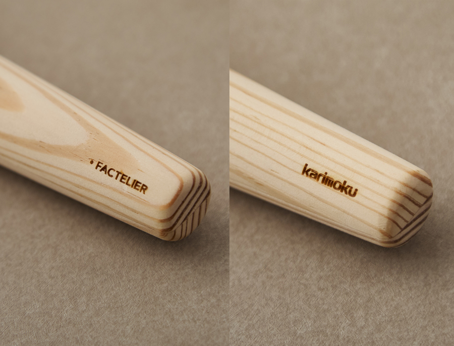 13周年記念“カリモク×ファクトリエ”木製コートハンガー