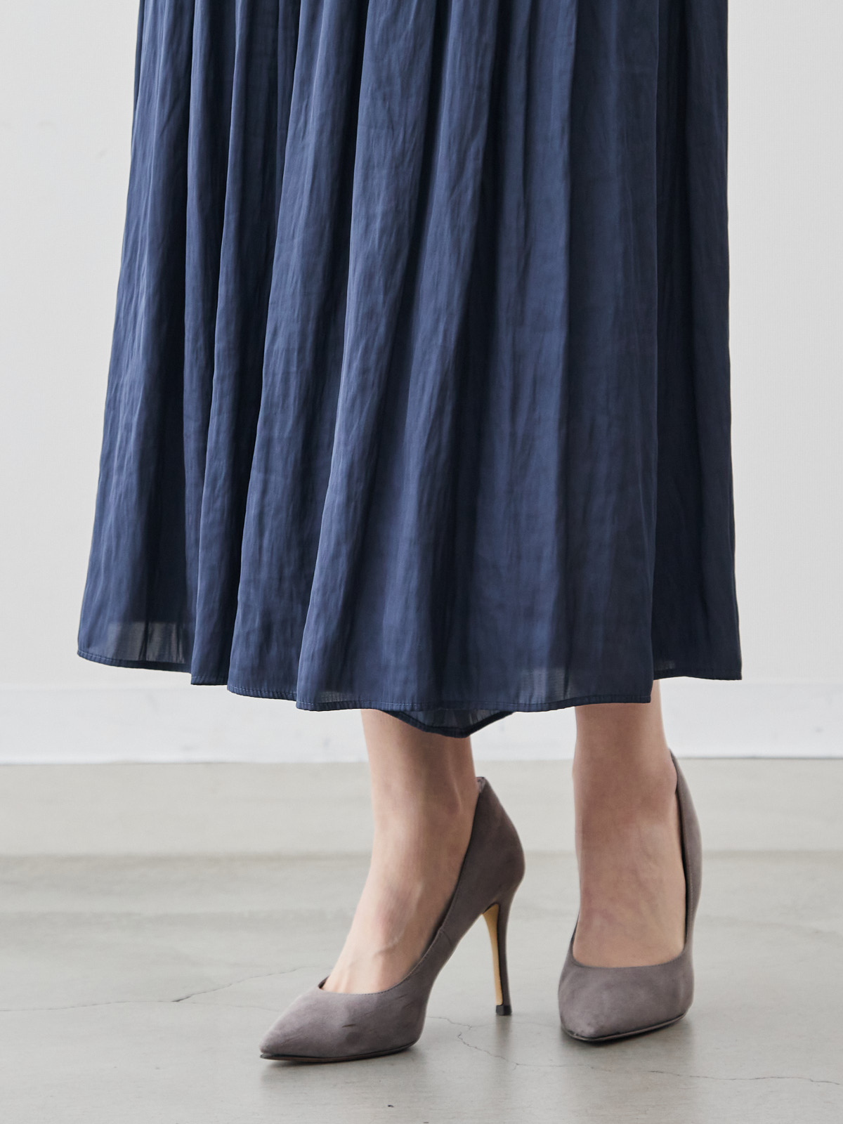 ヴィンテージサテンのフレアパンツ/ミッドナイトブルー