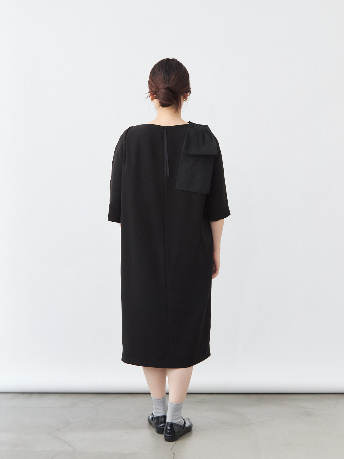 エターナルブラックドレス/ブラック モデル 164cm サイズ フリー