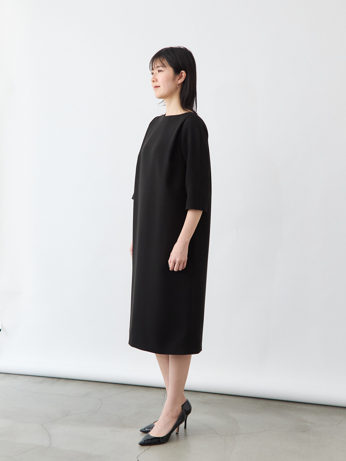 エターナルブラックドレス/ブラック モデル 171cm サイズ フリー