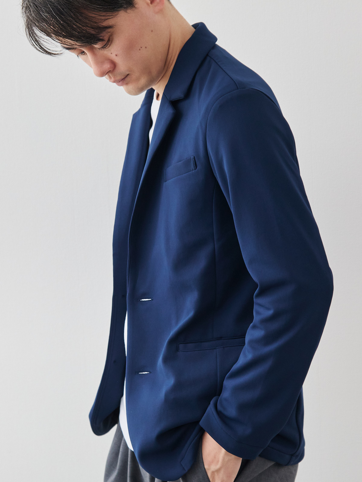 モデル 181cm 71kg サイズ L