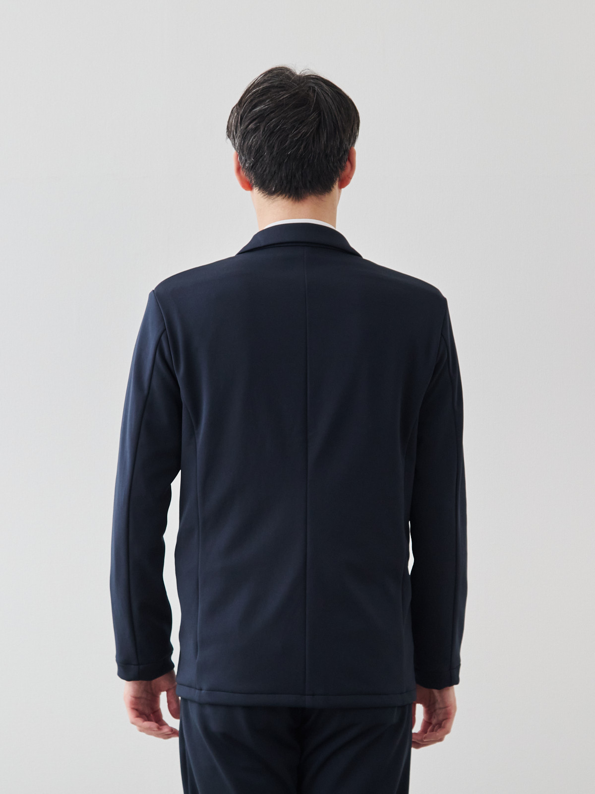 モデル 181cm 71kg サイズ L