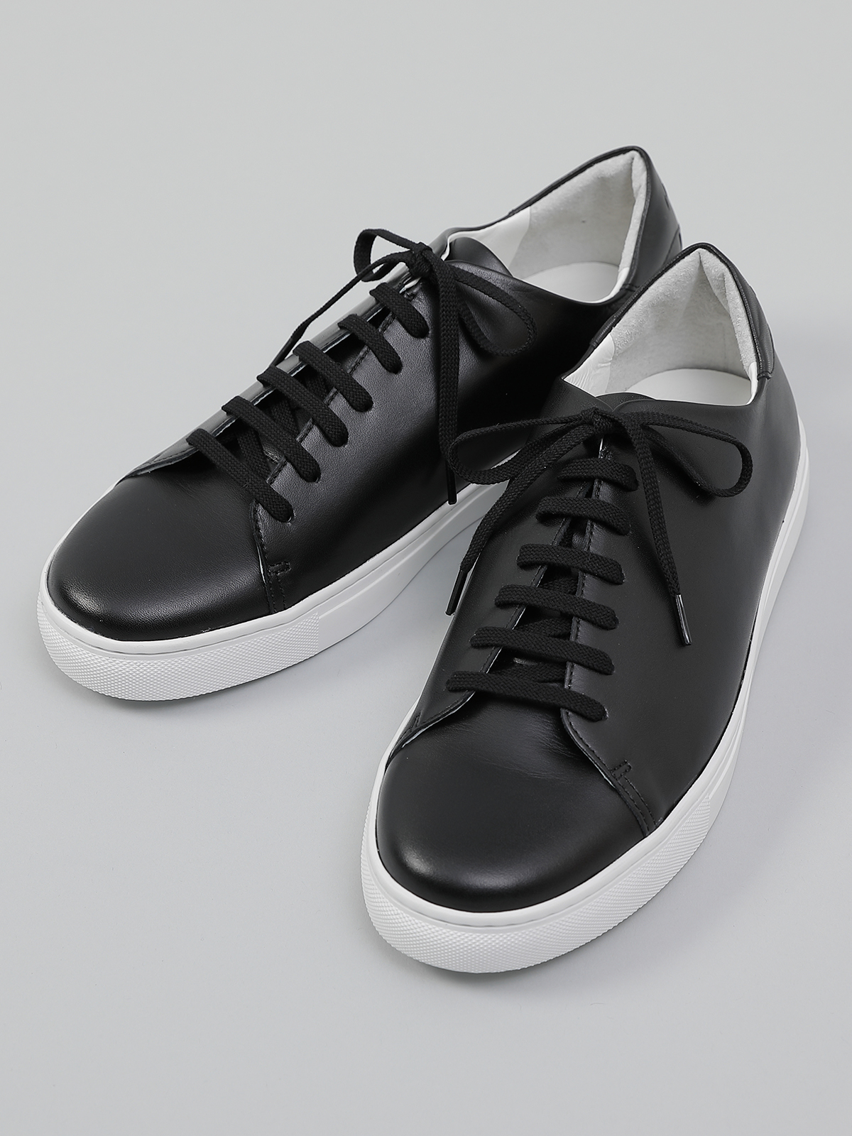 ブライトウェイ ドレス仕立てのレザースニーカー Women ブラック Factelier ファクトリエ ブライトウェイ ドレス仕立てのレザースニーカー Women ブラック Factelier ファクトリエ