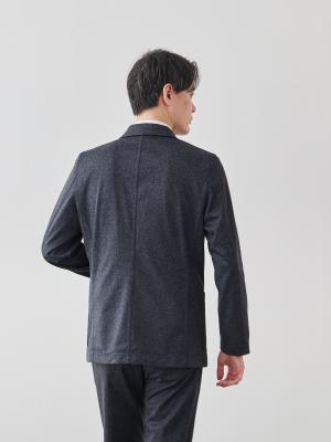 モデル 181cm 71kg サイズ L