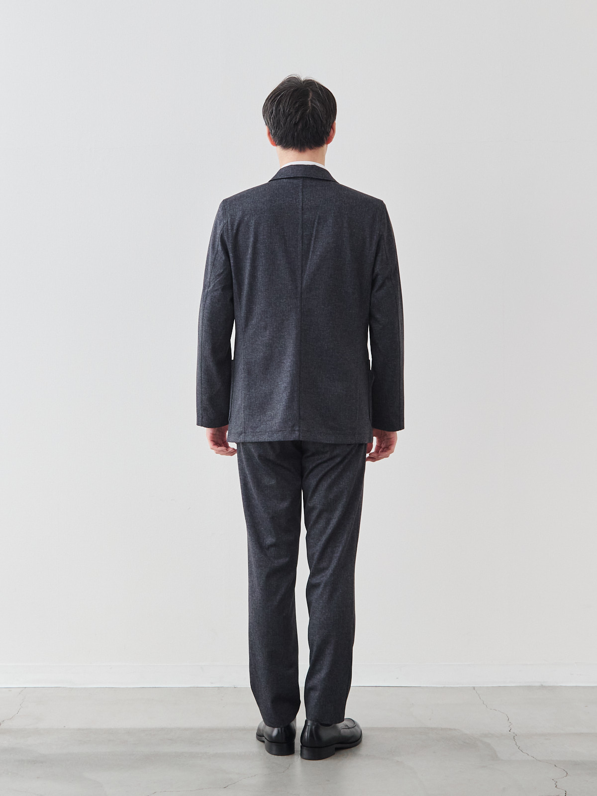 モデル 181cm 71kg サイズ LL