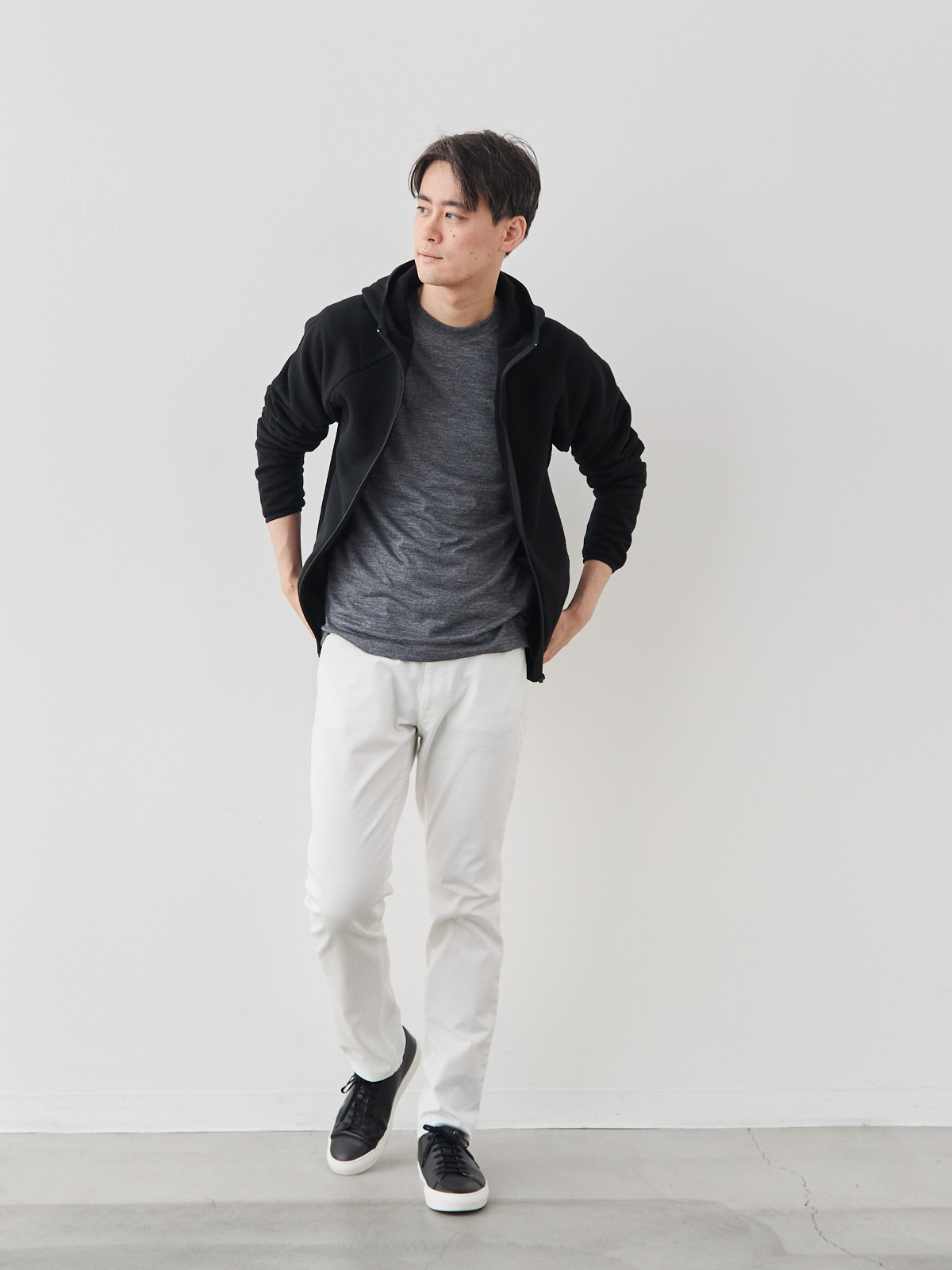 モデル 181cm 71kg サイズ L