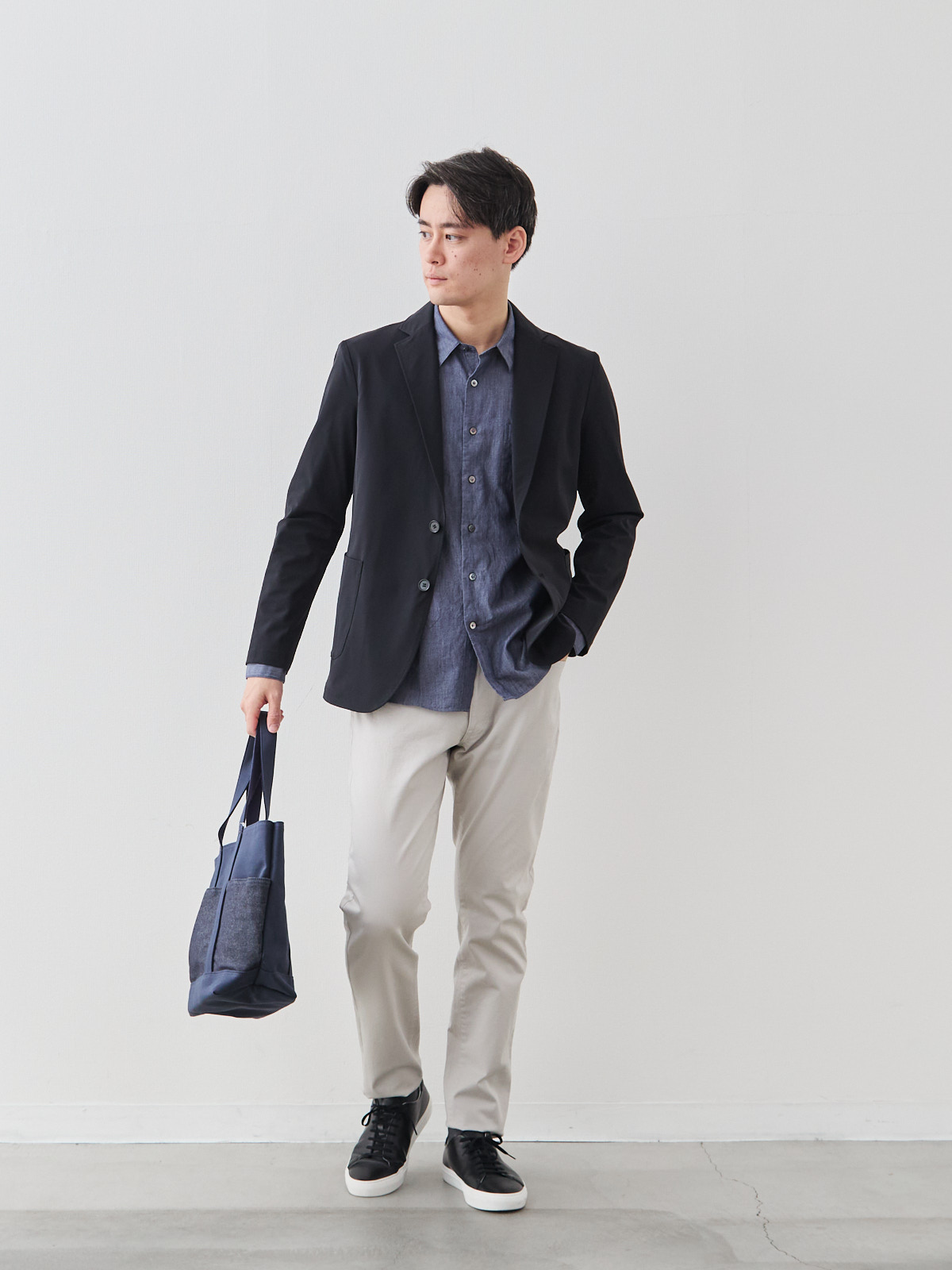 モデル 181cm 71kg サイズ L