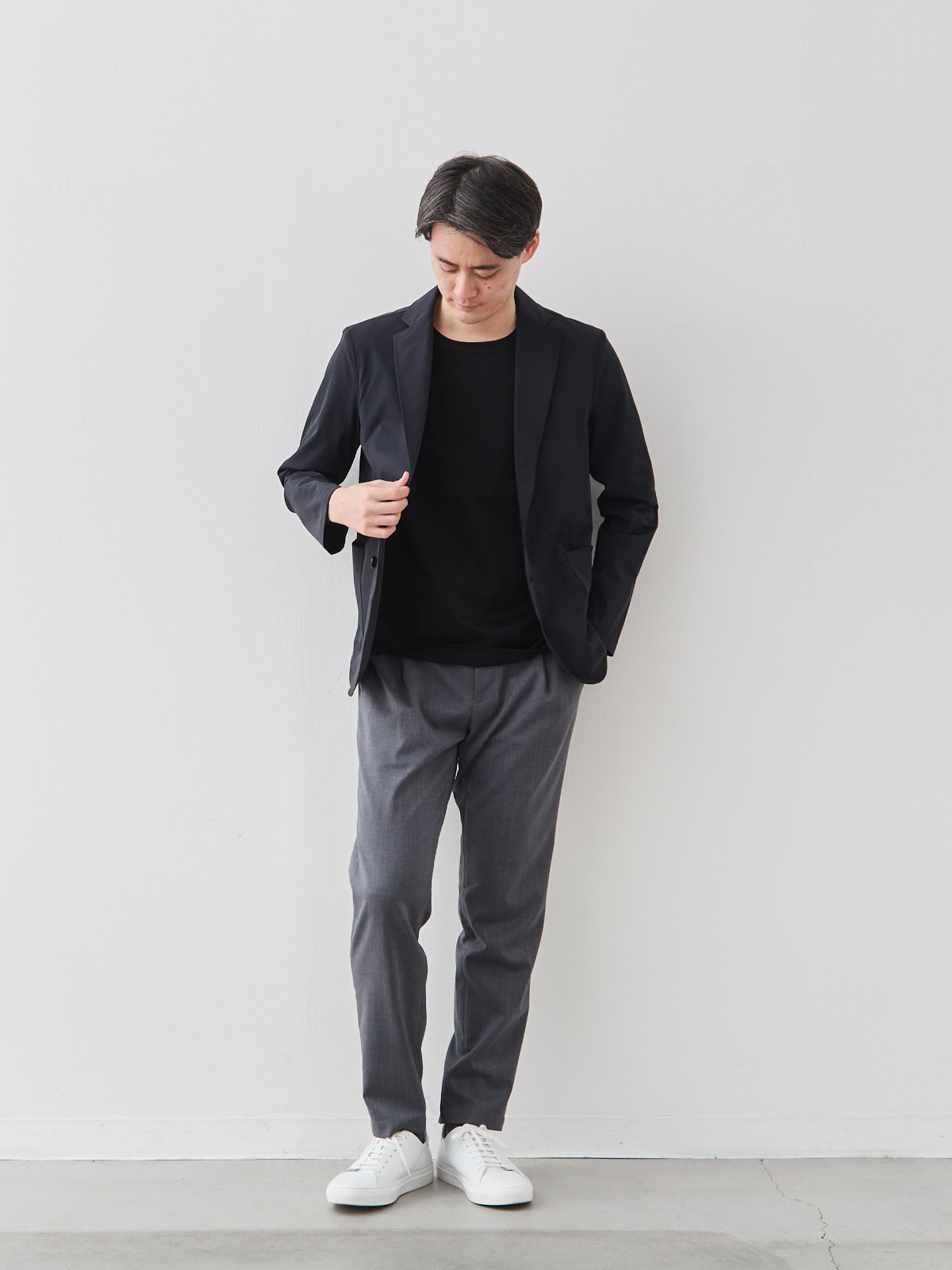 モデル 181cm 71kg サイズ L