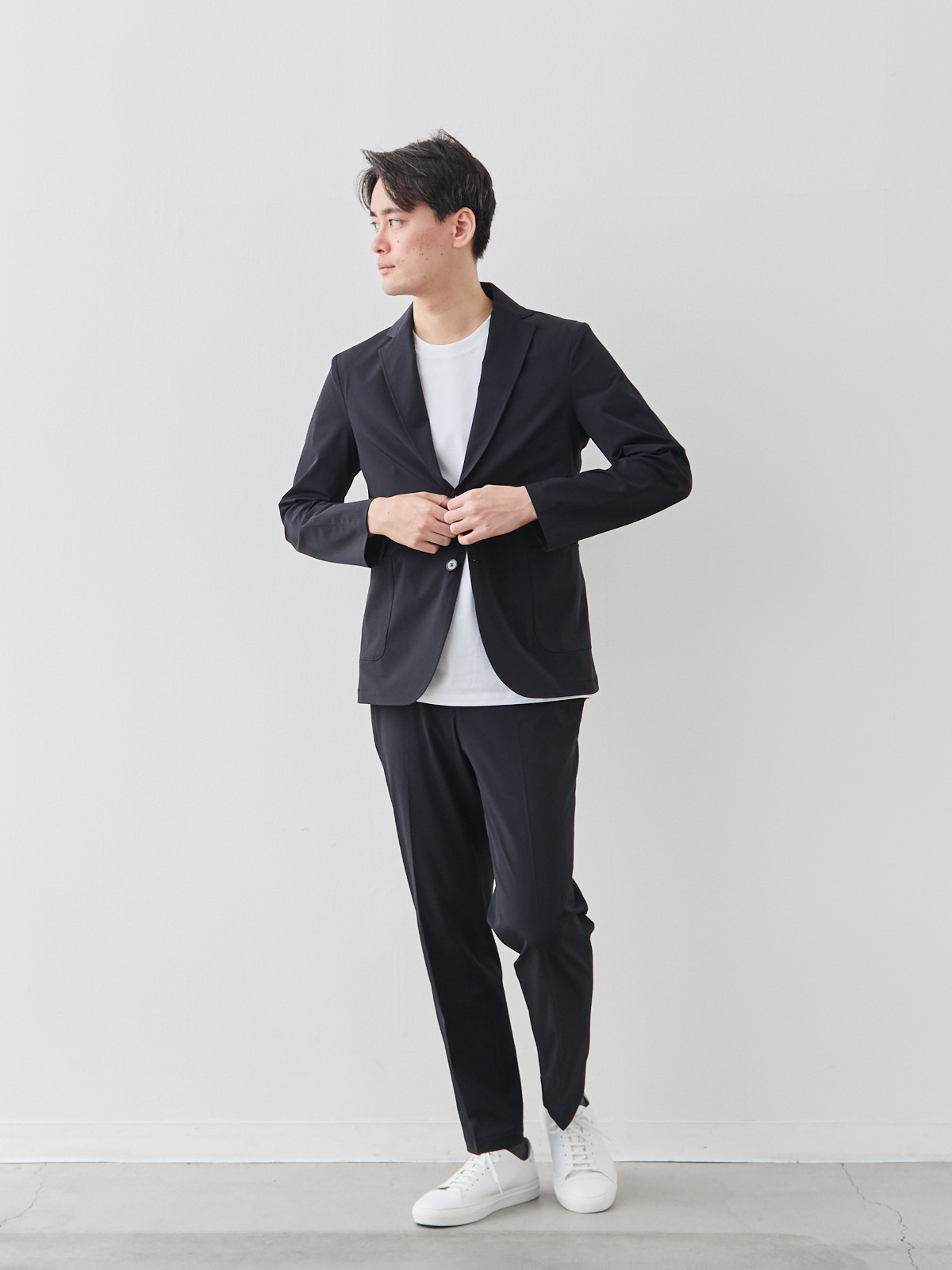 モデル 181cm 71kg サイズ L