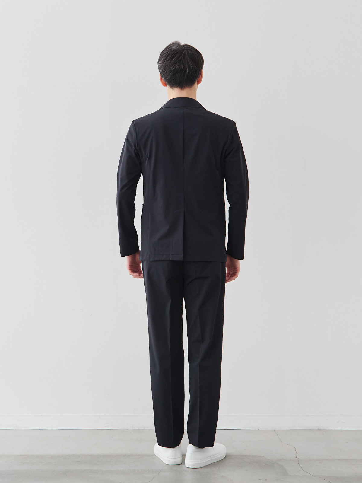 モデル 181cm 71kg サイズ L