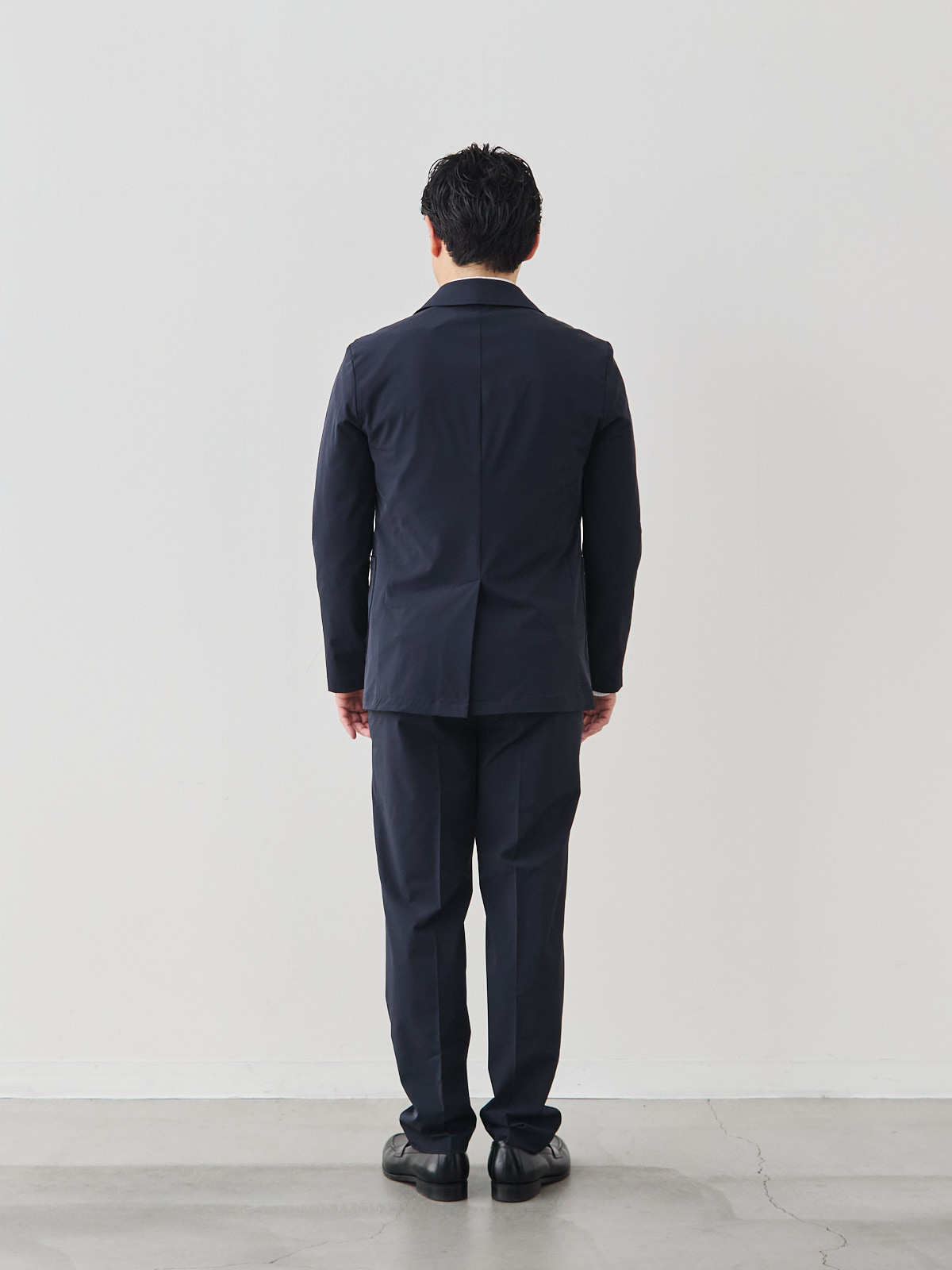 モデル 171cm 70kg サイズ L