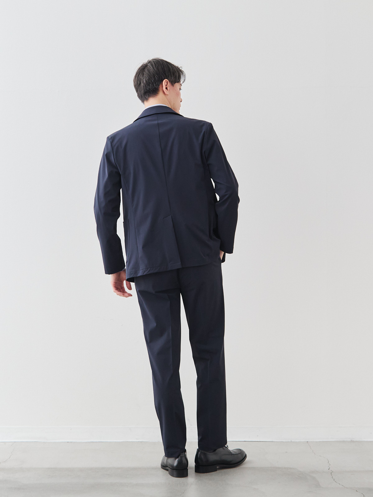 モデル 181cm 71kg サイズ L