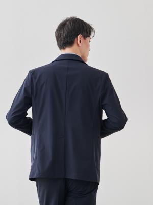 モデル 181cm 71kg サイズ L