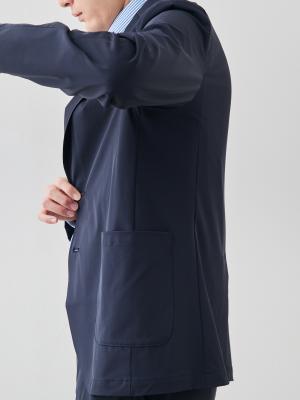 モデル 181cm 71kg サイズ L