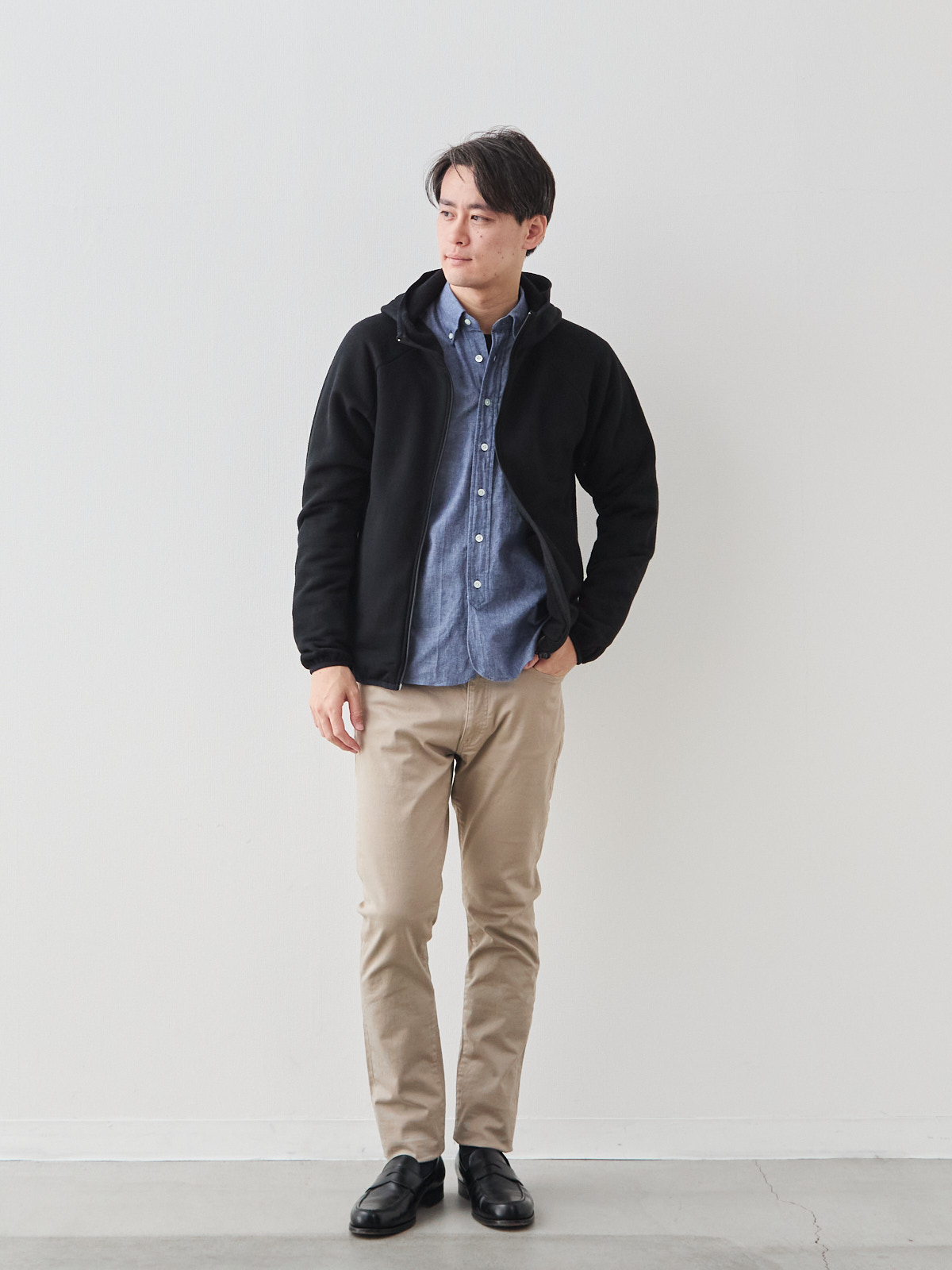 モデル 181cm 71kg サイズ L