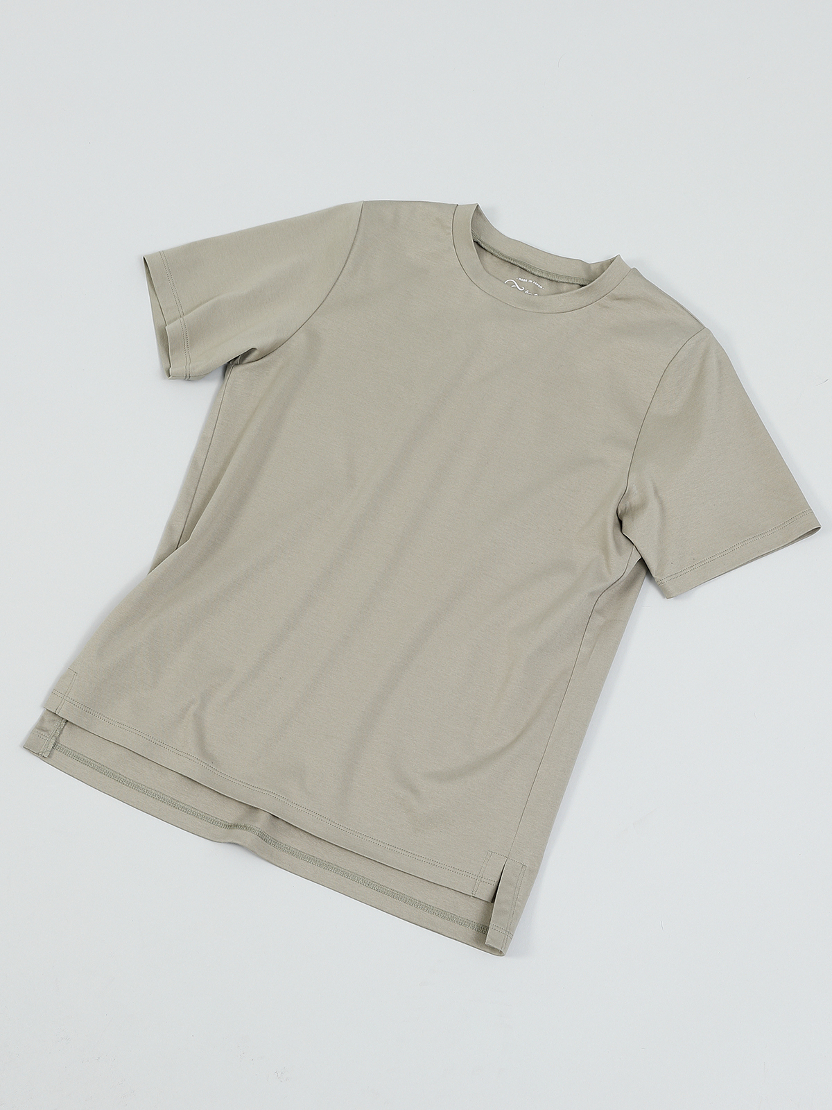 ベーシックTシャツ(シルクプロテイン加工)/カーキ