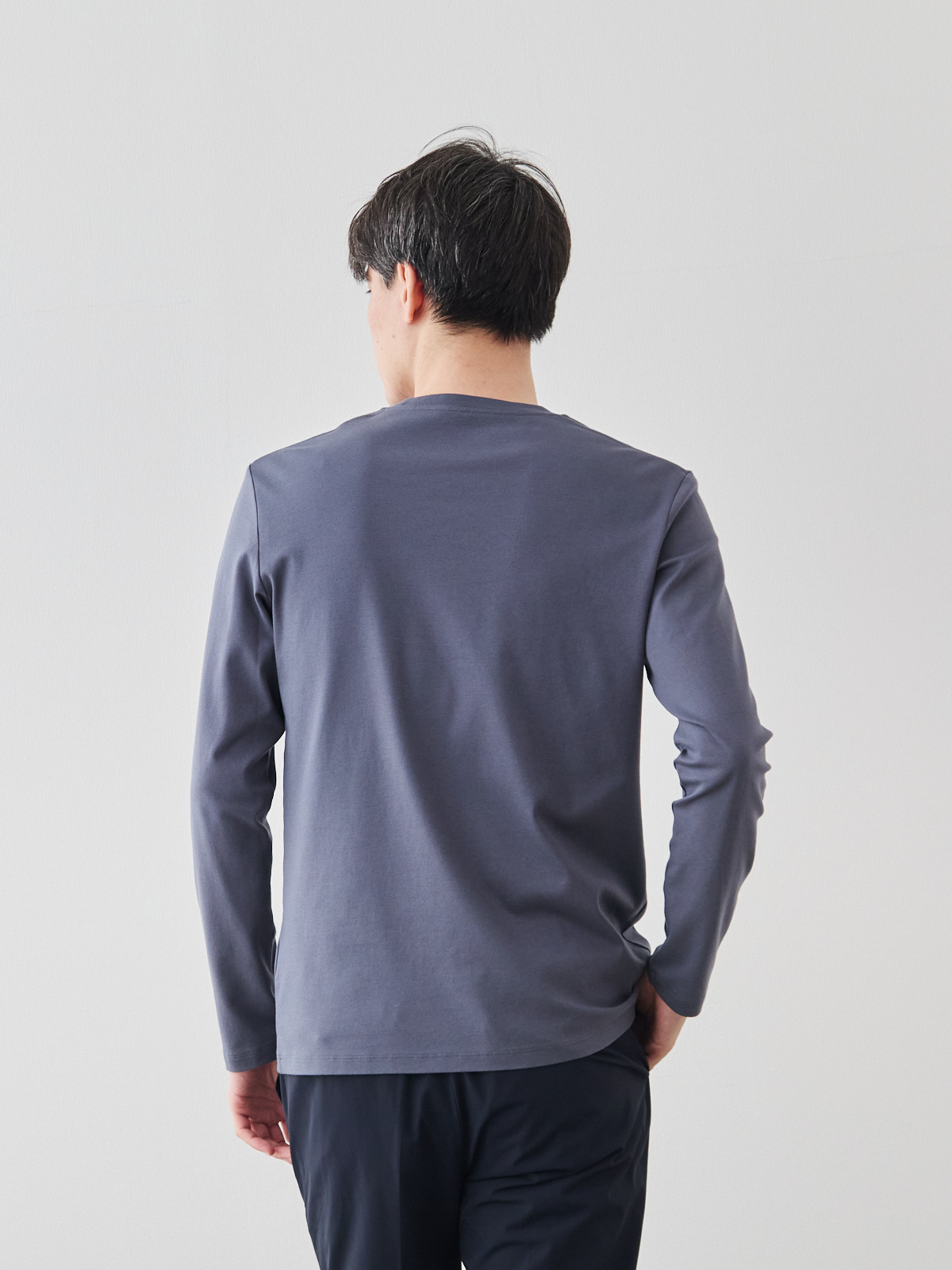 モデル 181cm 71kg サイズ L