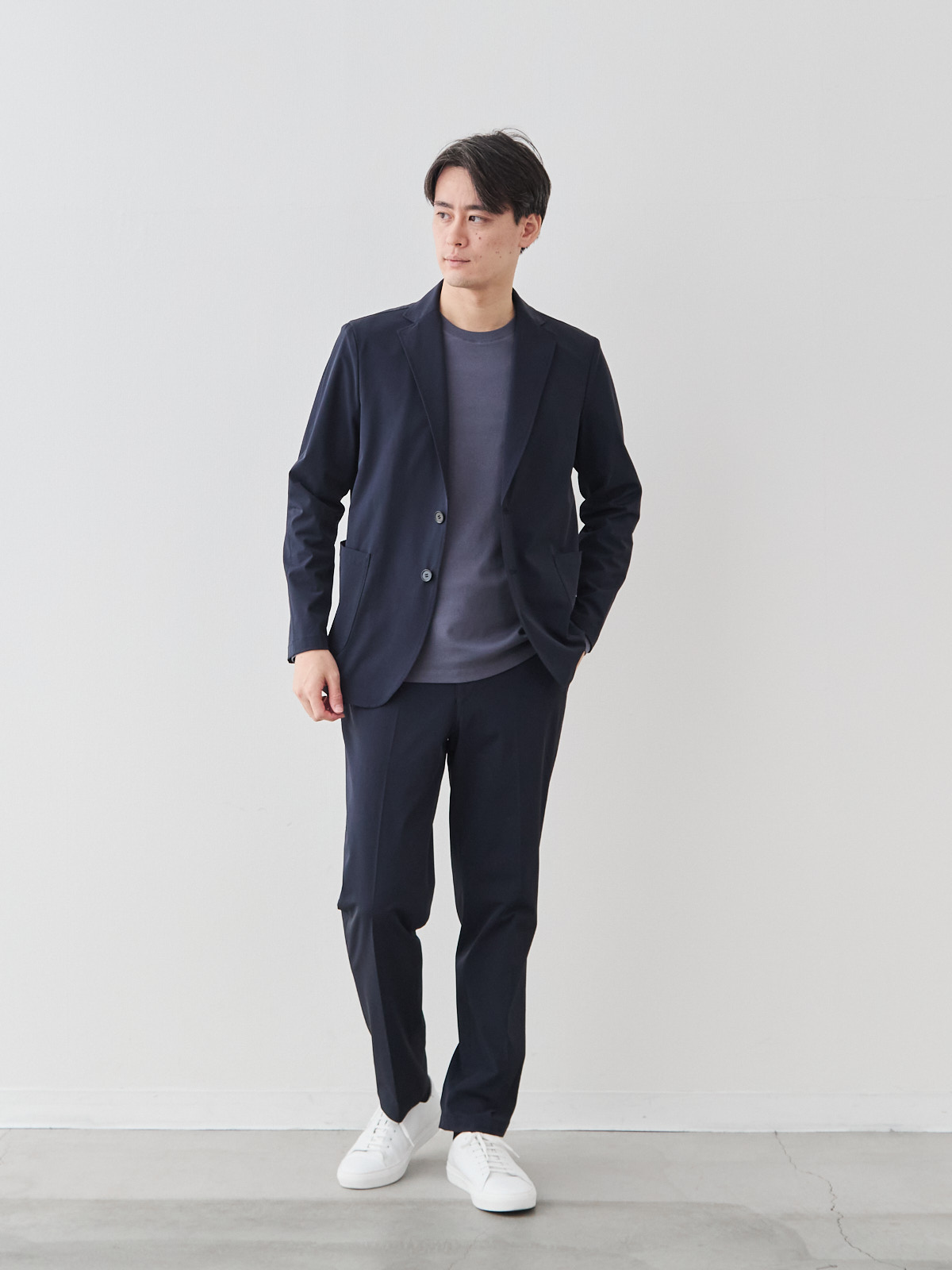 モデル 181cm 71kg サイズ L