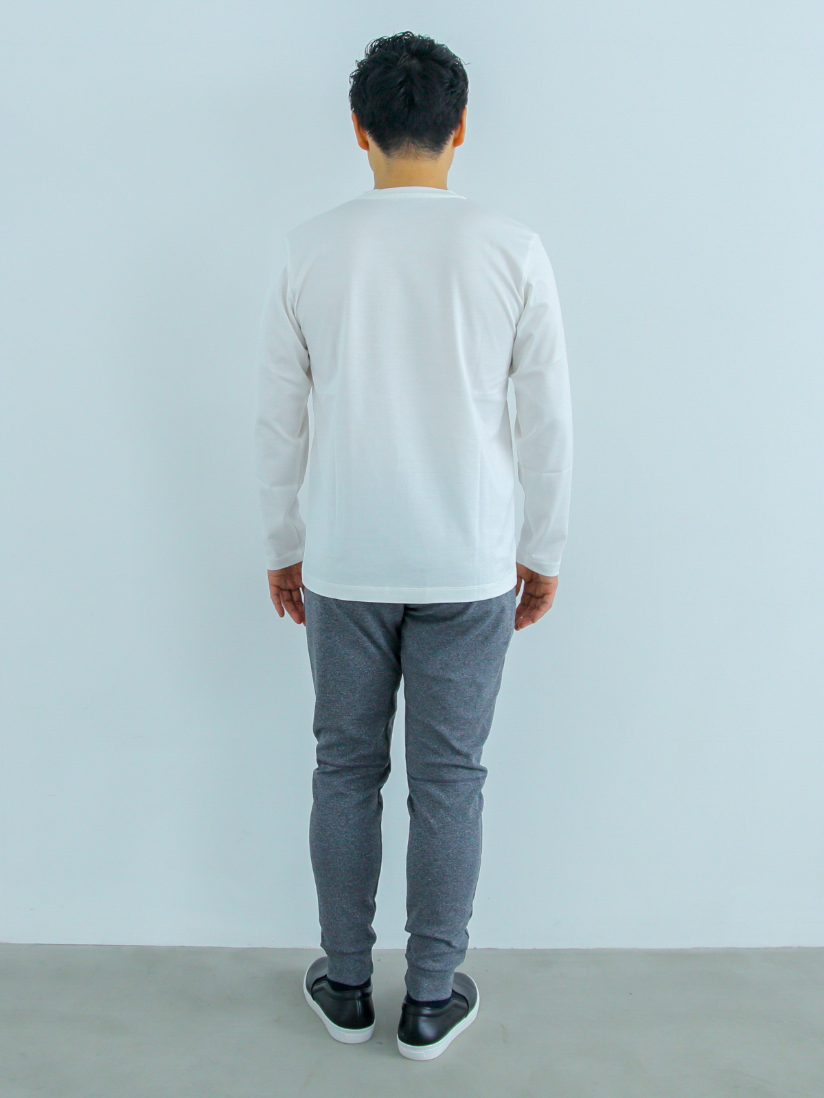モデル 171cm 70kg サイズ L