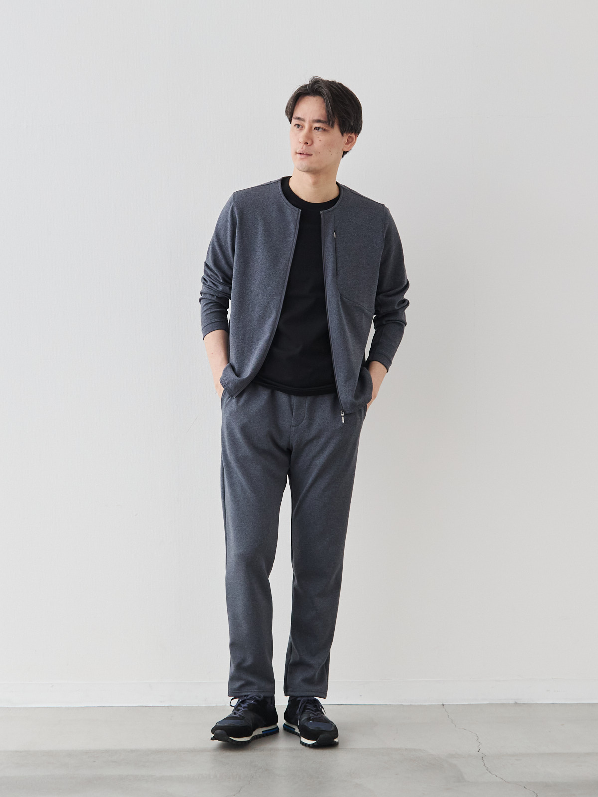 モデル 181cm 71kg サイズ L