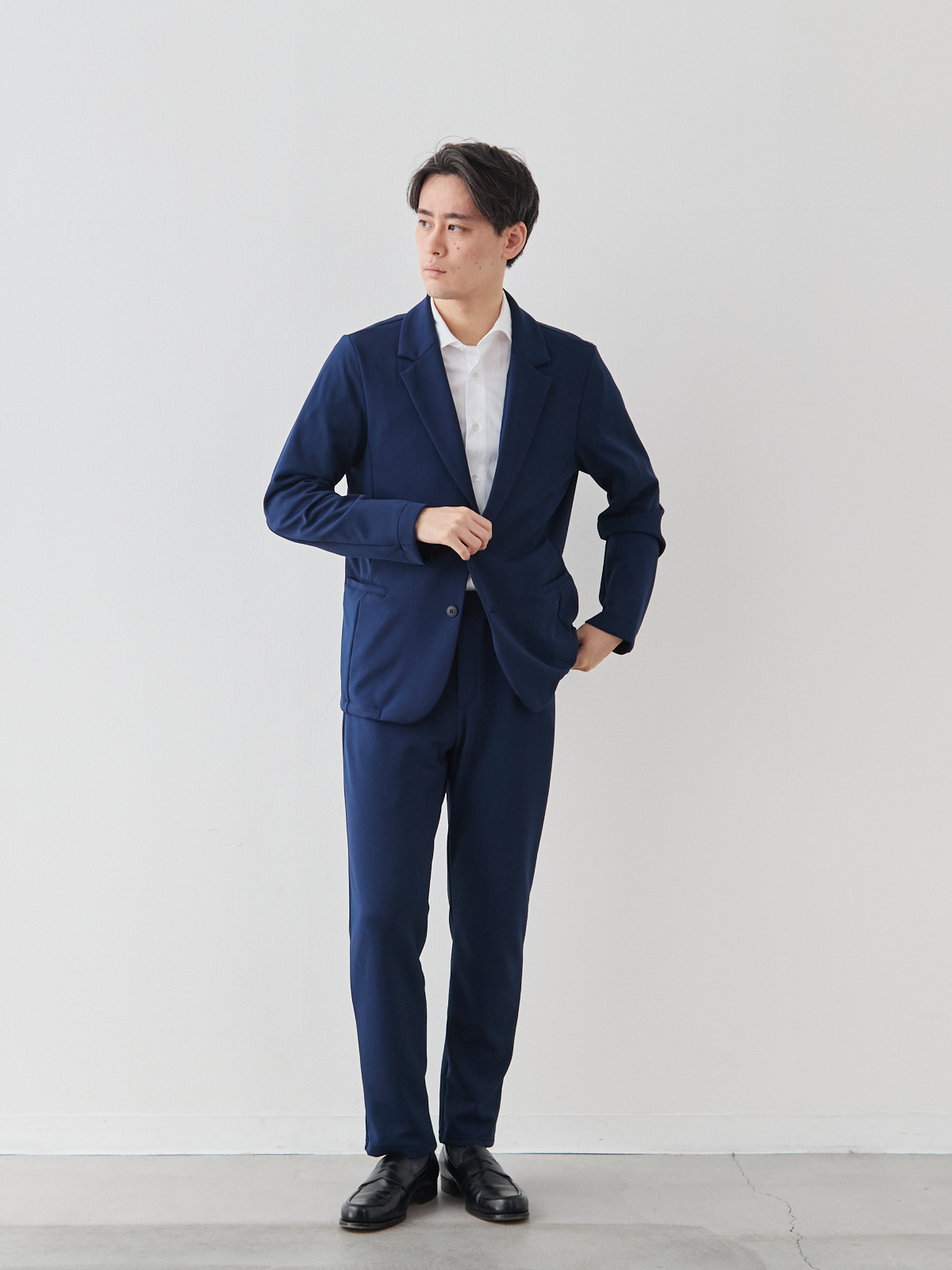 モデル 181cm 71kg サイズ L