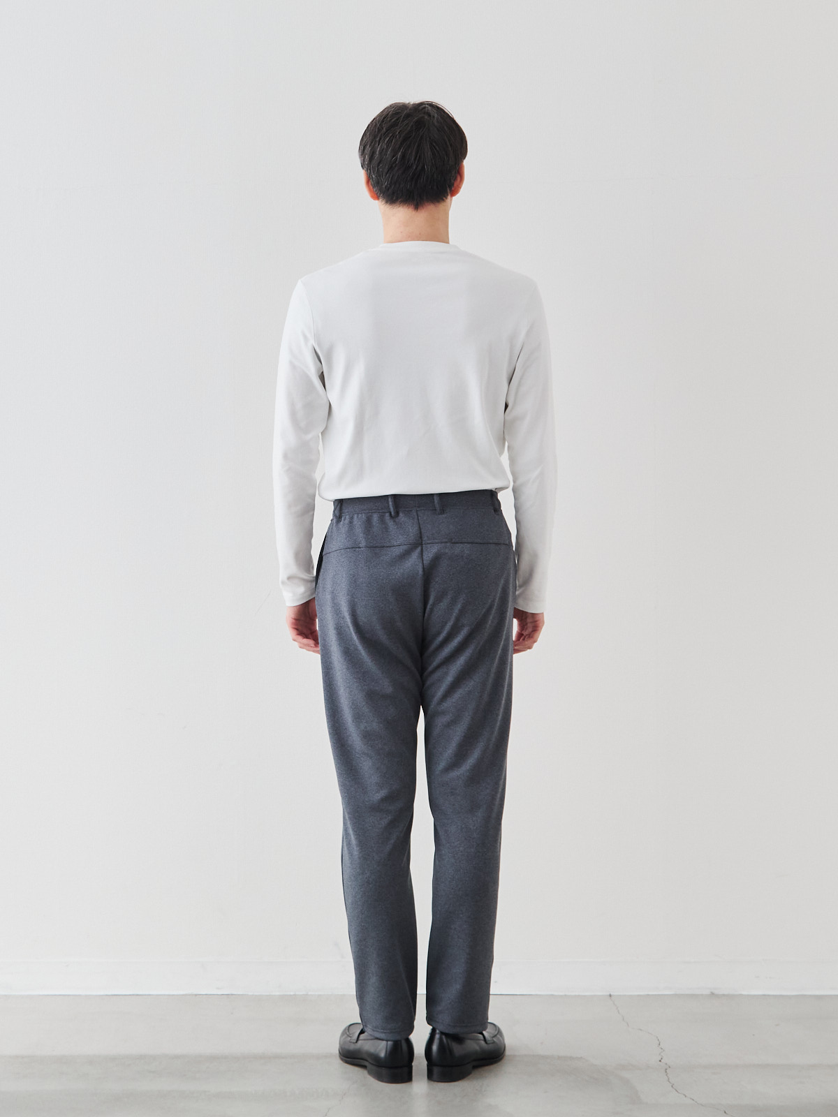 モデル 181cm 71kg サイズ L