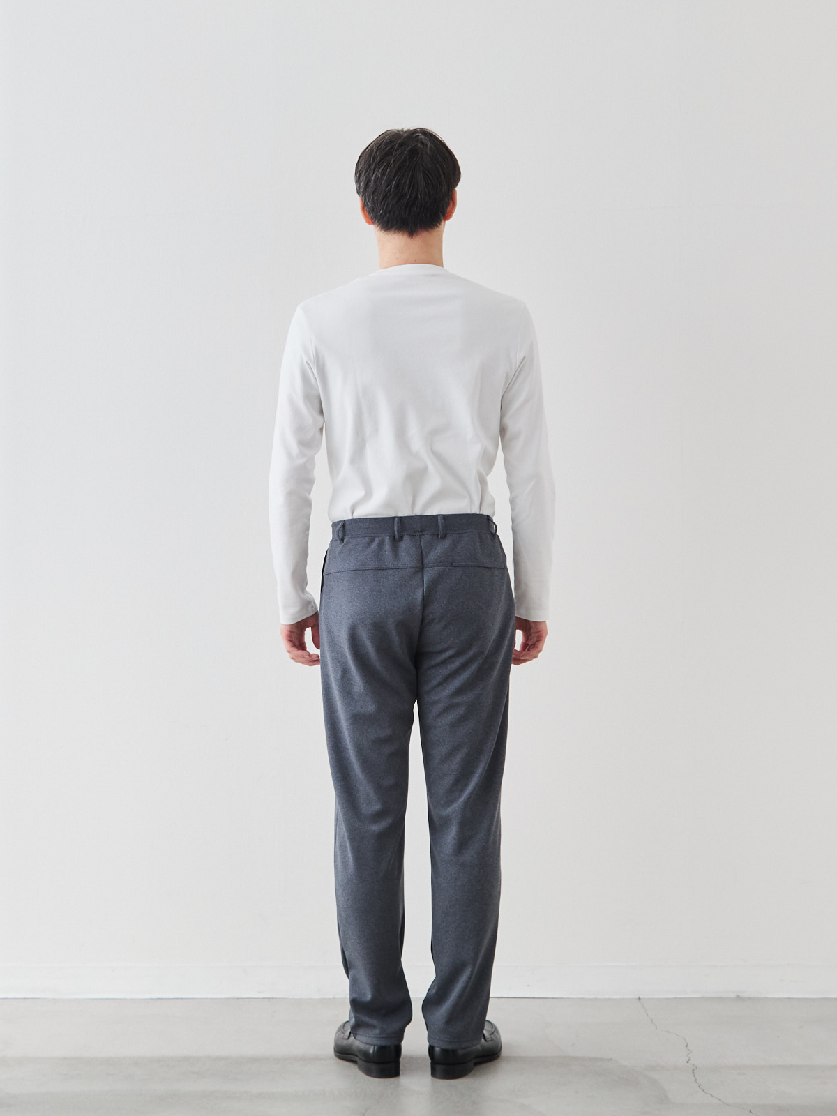 モデル 181cm 71kg サイズ LL