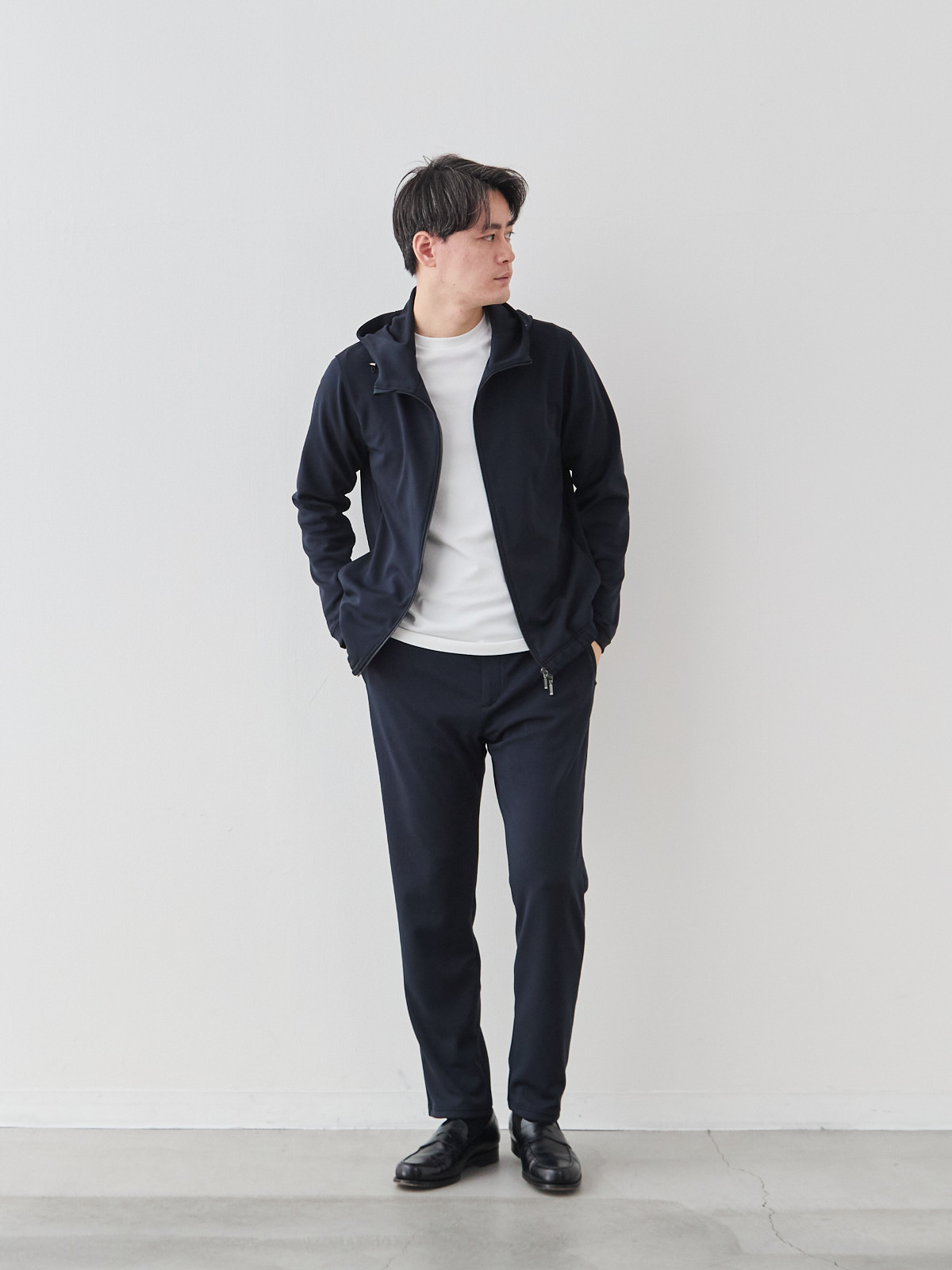 モデル 181cm 71kg サイズ L