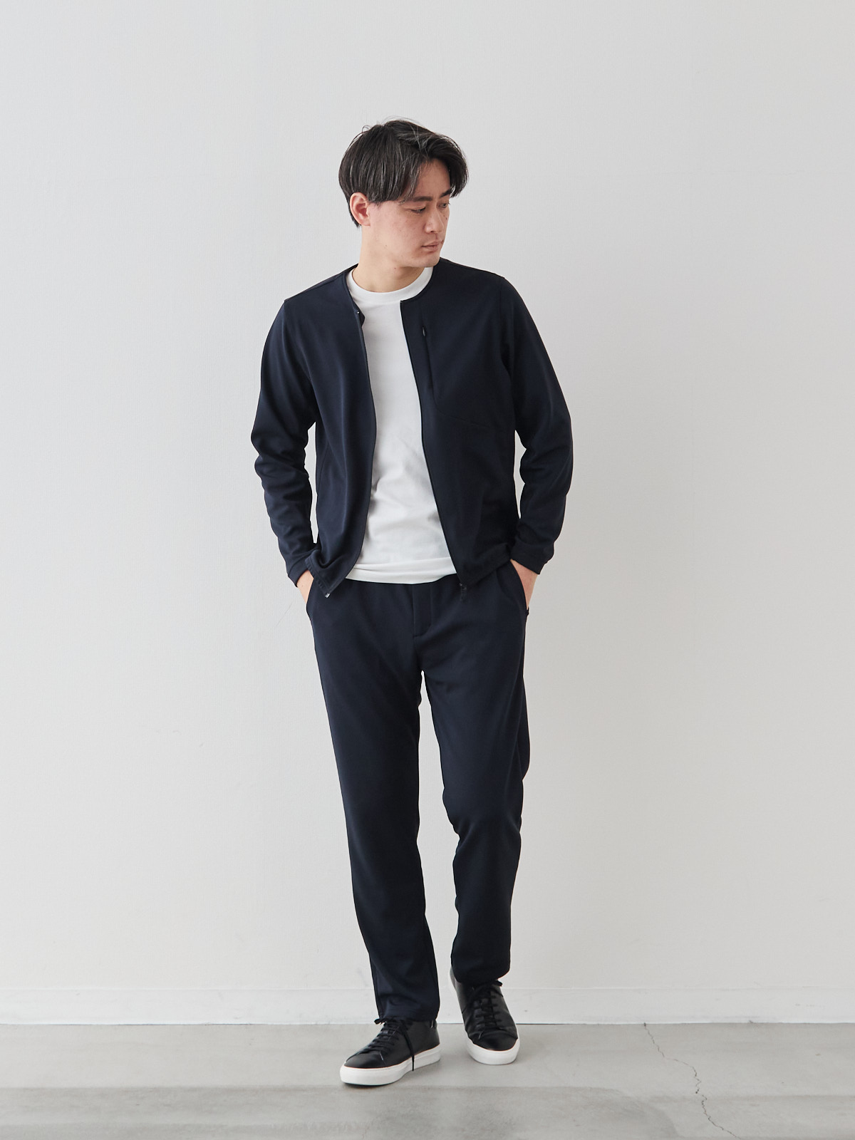 モデル 181cm 71kg サイズ L