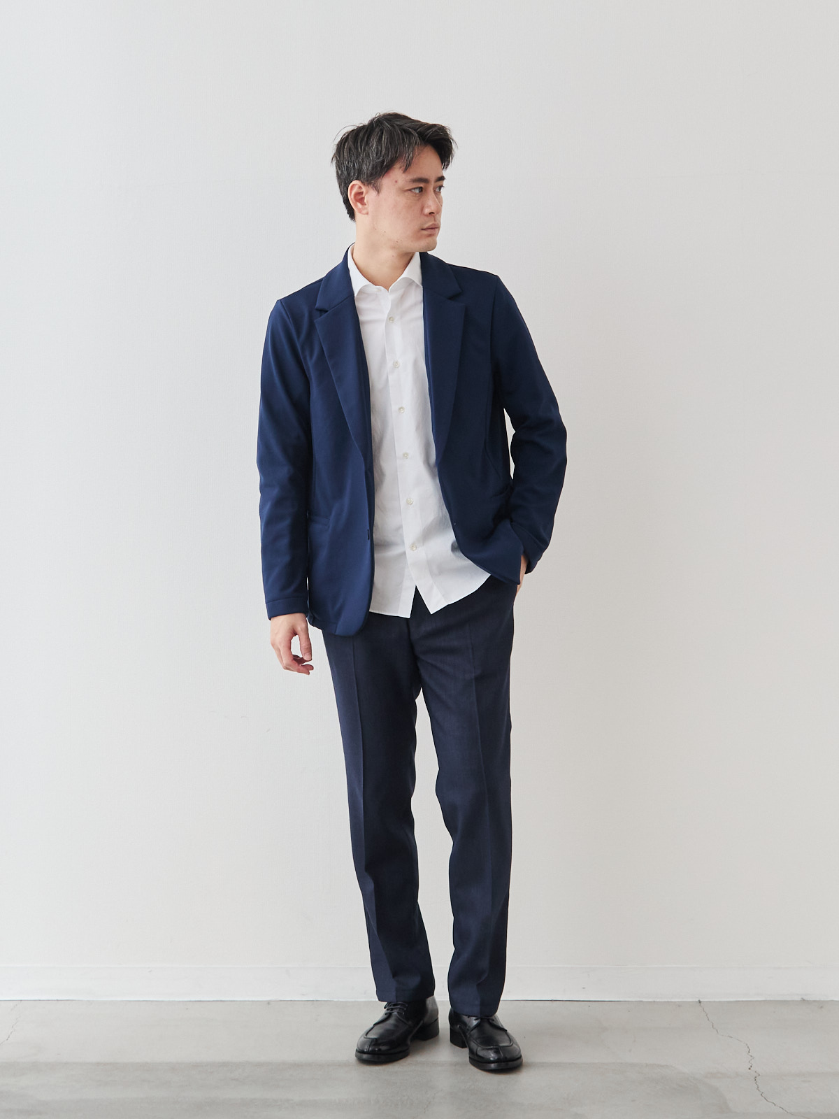 モデル 181cm 71kg サイズ L