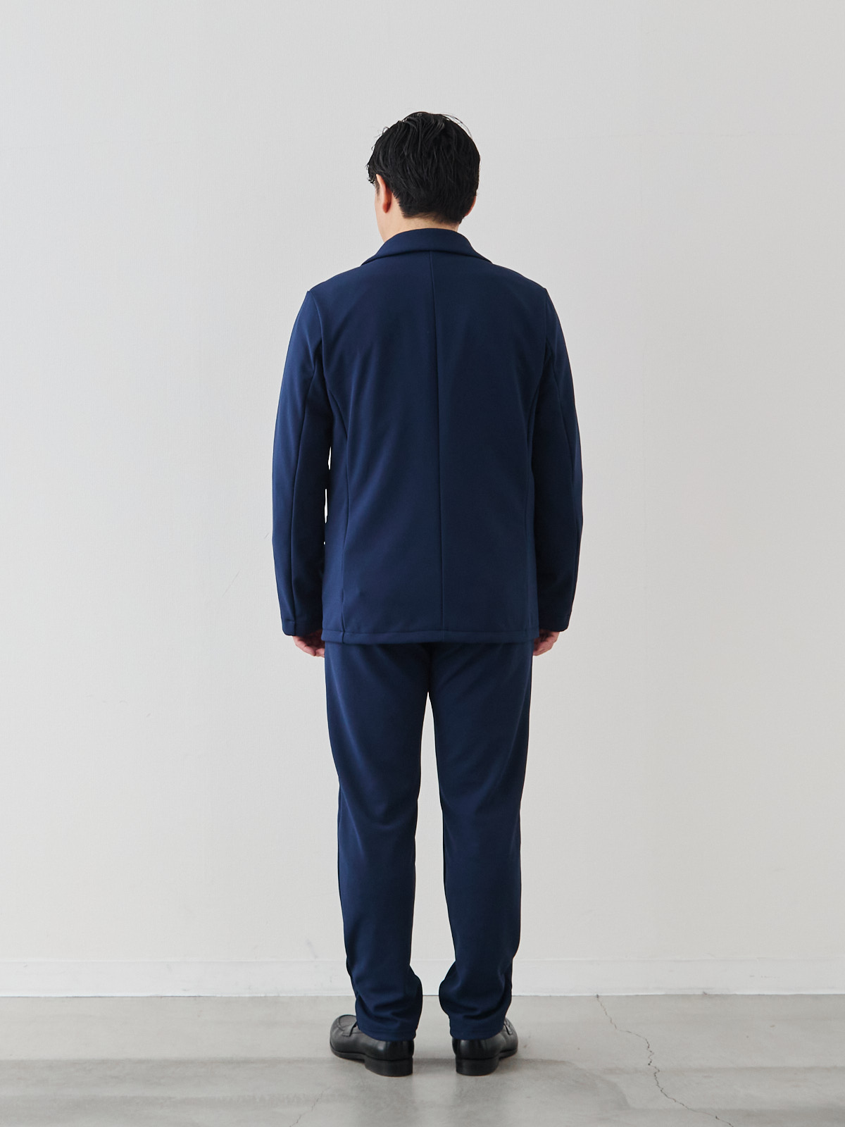 モデル 171cm 70kg サイズ L