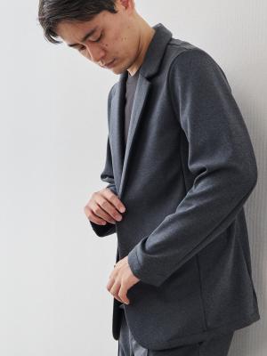 モデル 181cm 71kg ウエスト82cm サイズ L