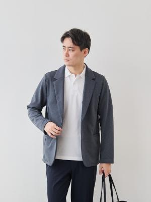 モデル 181cm 71kg ウエスト82cm サイズ L