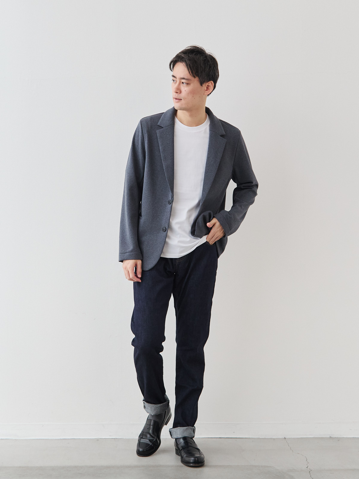 モデル 181cm 71kg サイズ L