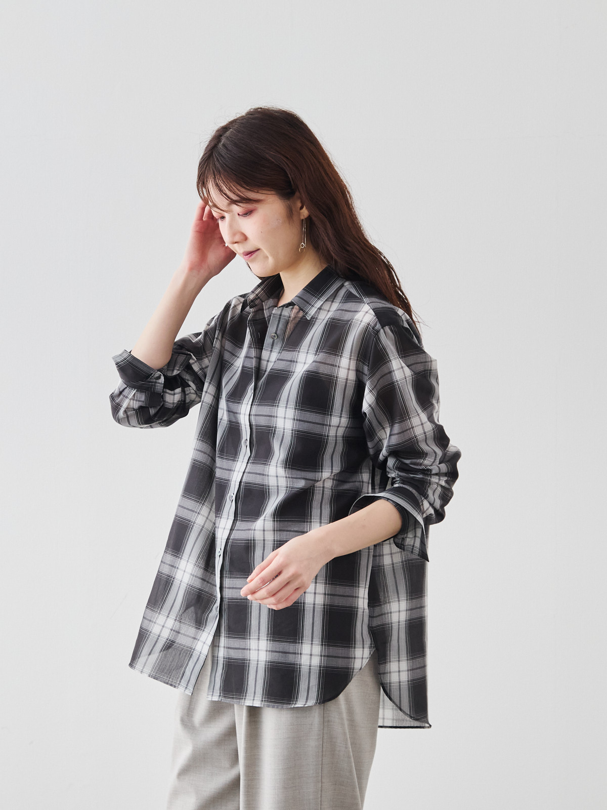 エアリーシアー・チェックシャツ/ブラック