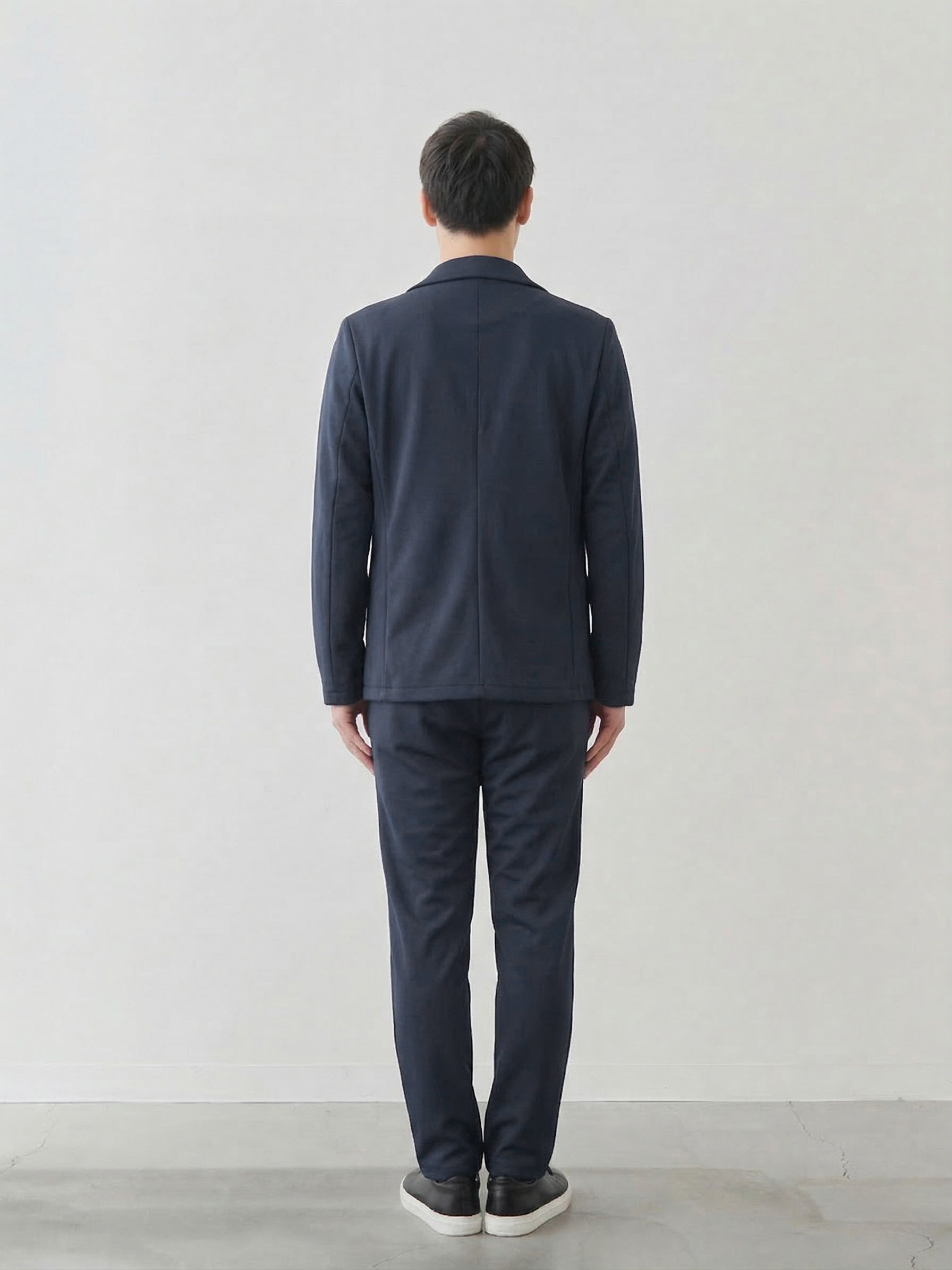 モデル 181cm 71kg サイズ L