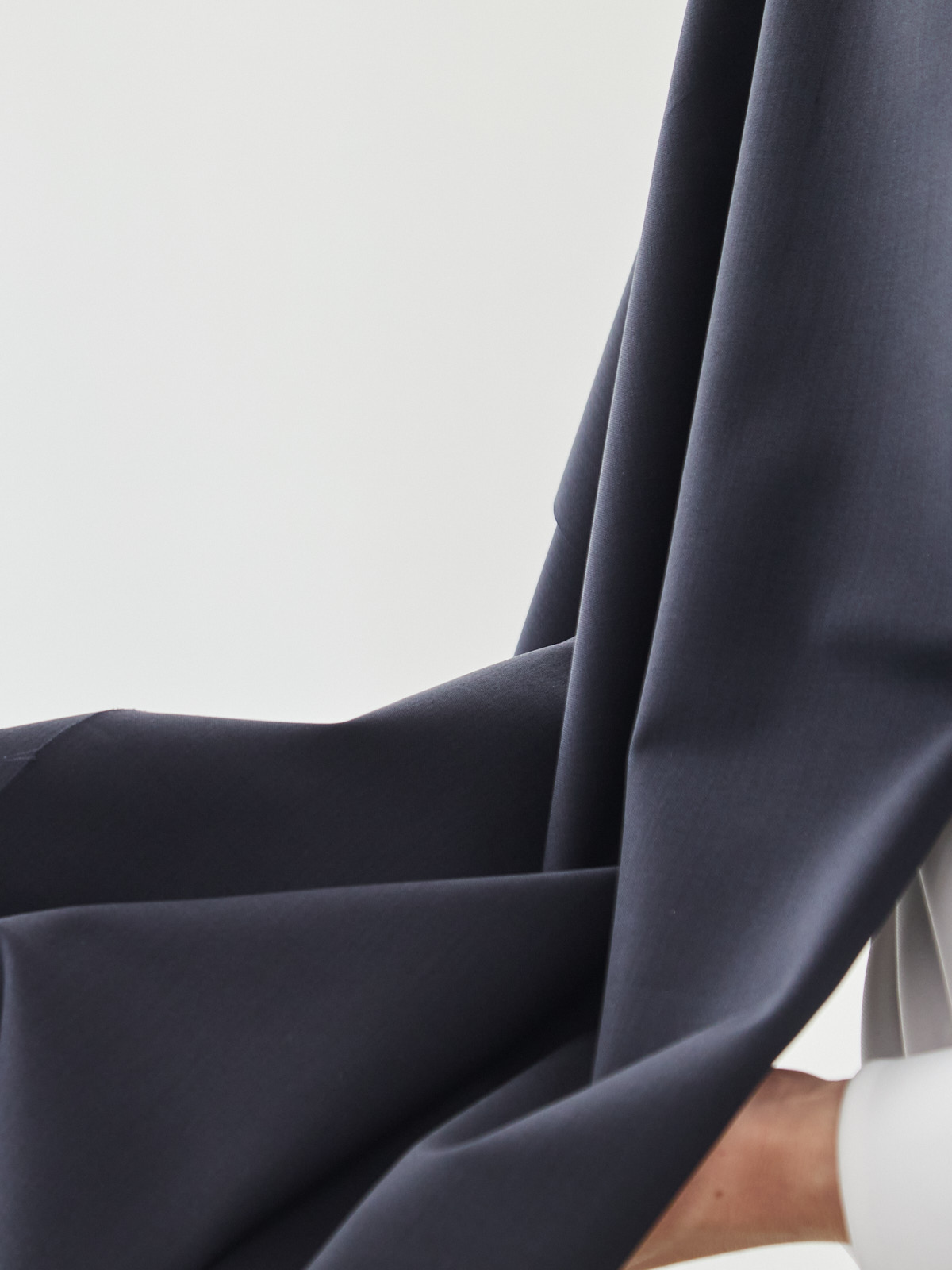 [通年/ラグジュアリー&ハイテク] イタリア TOLLEGNO“3D Wool”スーツ/ネイビー【16TN-1761】