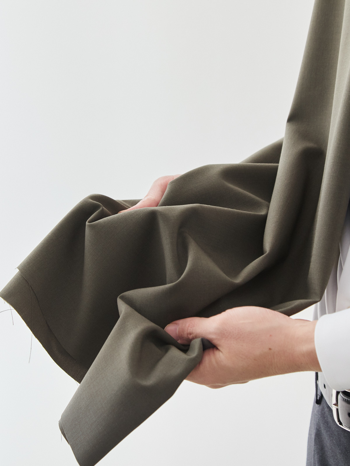 [通年/ラグジュアリー&ハイテク] イタリア TOLLEGNO“3D Wool”スーツ/カーキ【16TN-1772】