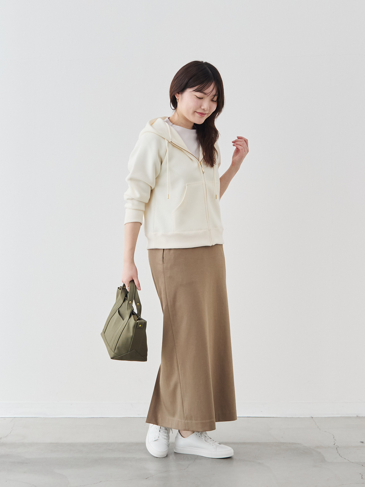 モデル 164cm サイズ 40