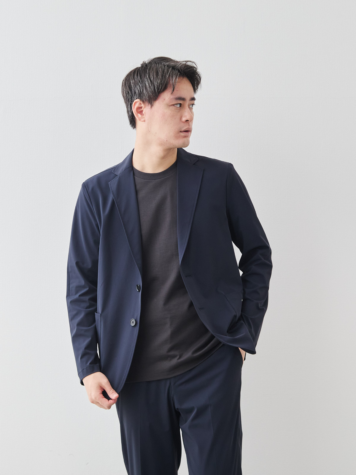 モデル 181cm 71kg サイズ L