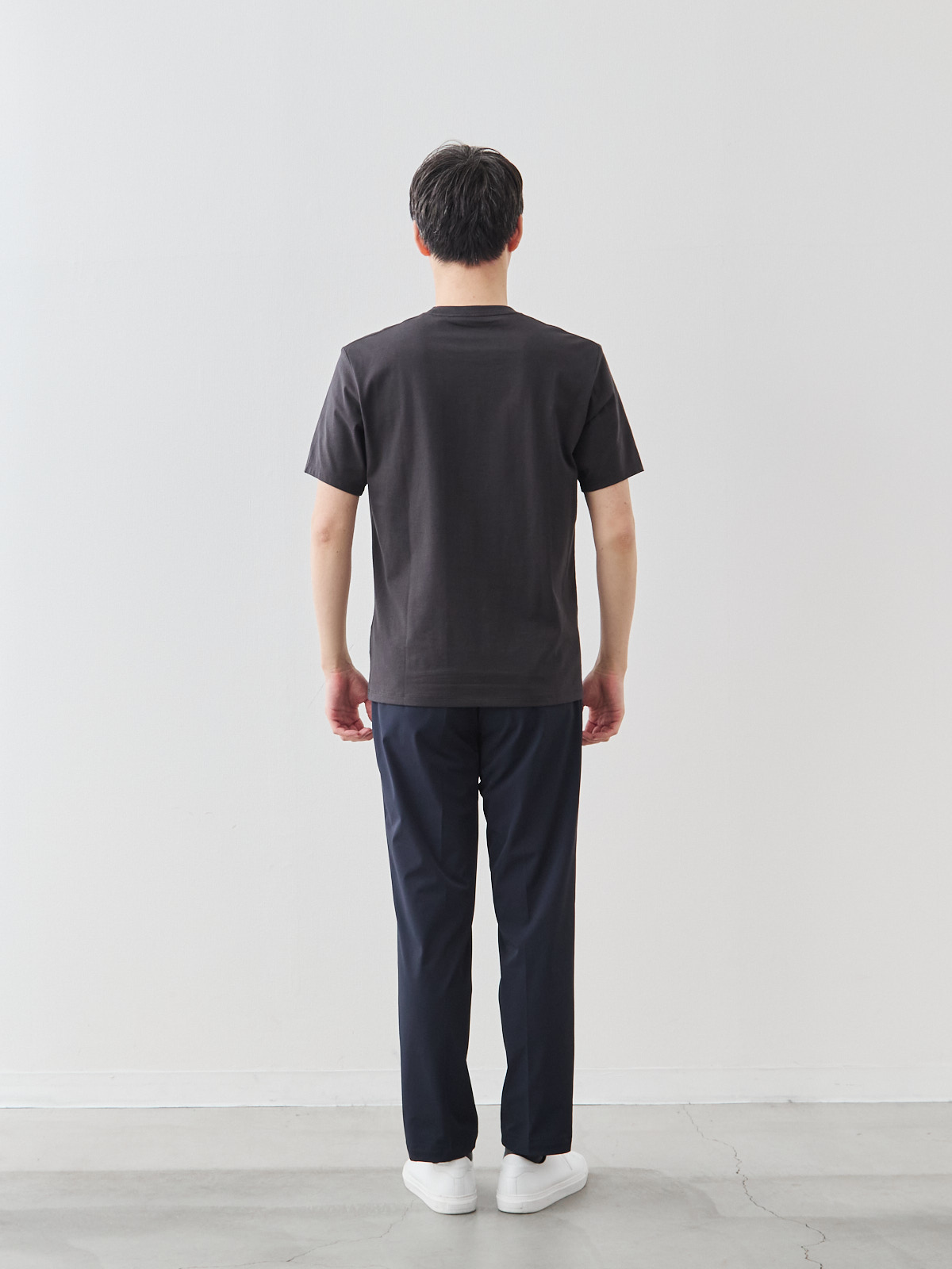 モデル 181cm 71kg サイズ L