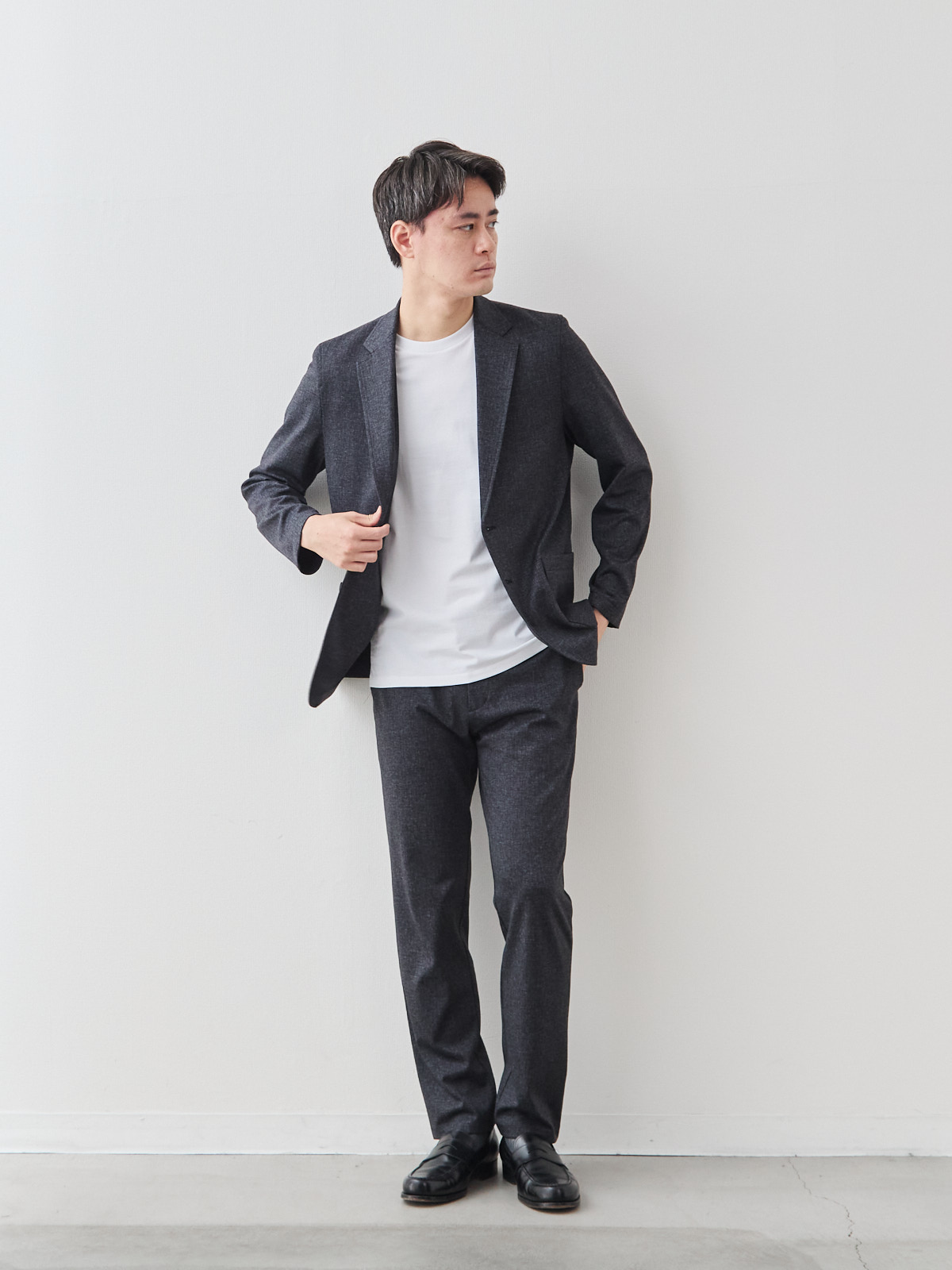 モデル 181cm 71kg サイズ L