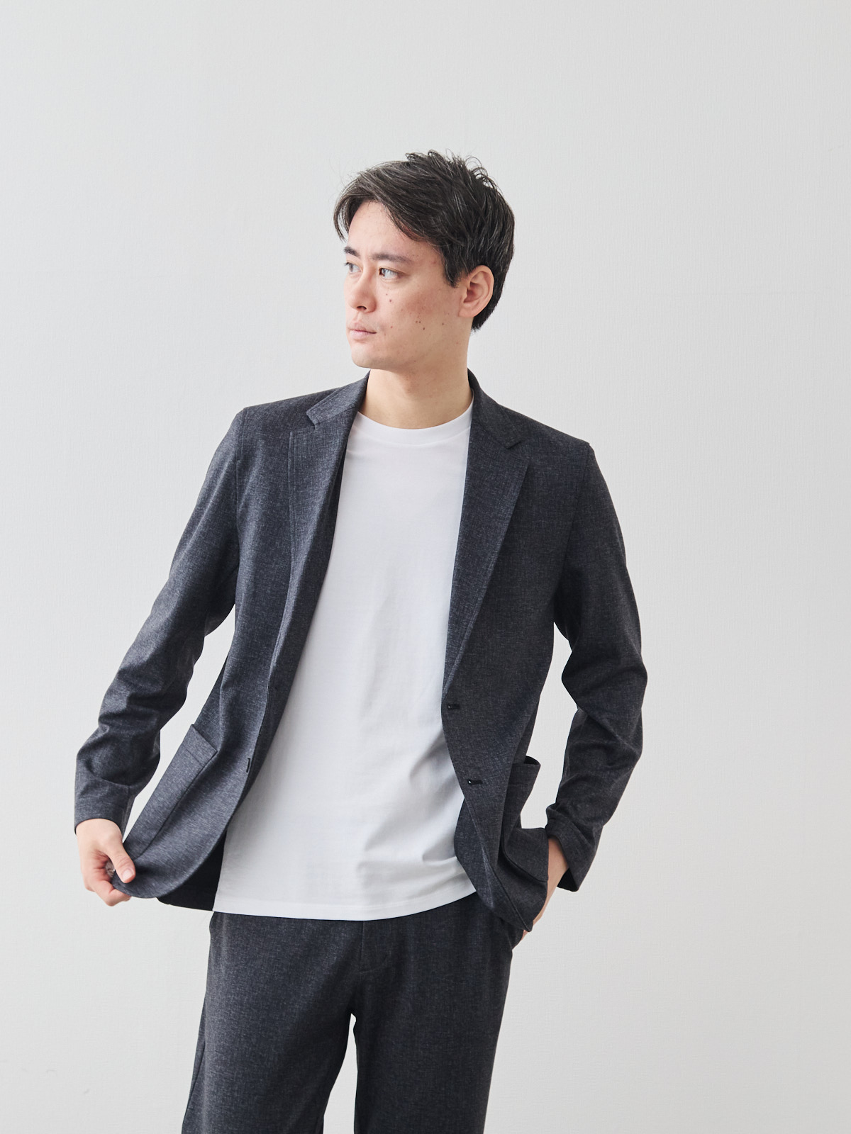 モデル 181cm 71kg サイズ L