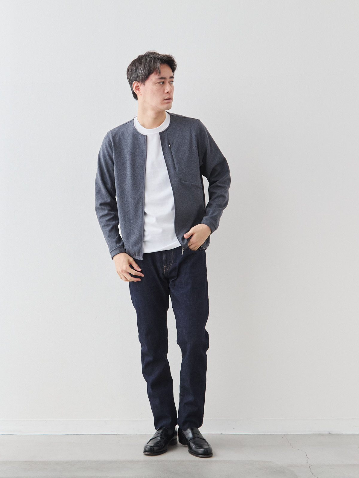 モデル 181cm 71kg サイズ L