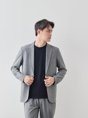 モデル 181cm 71kg サイズ L