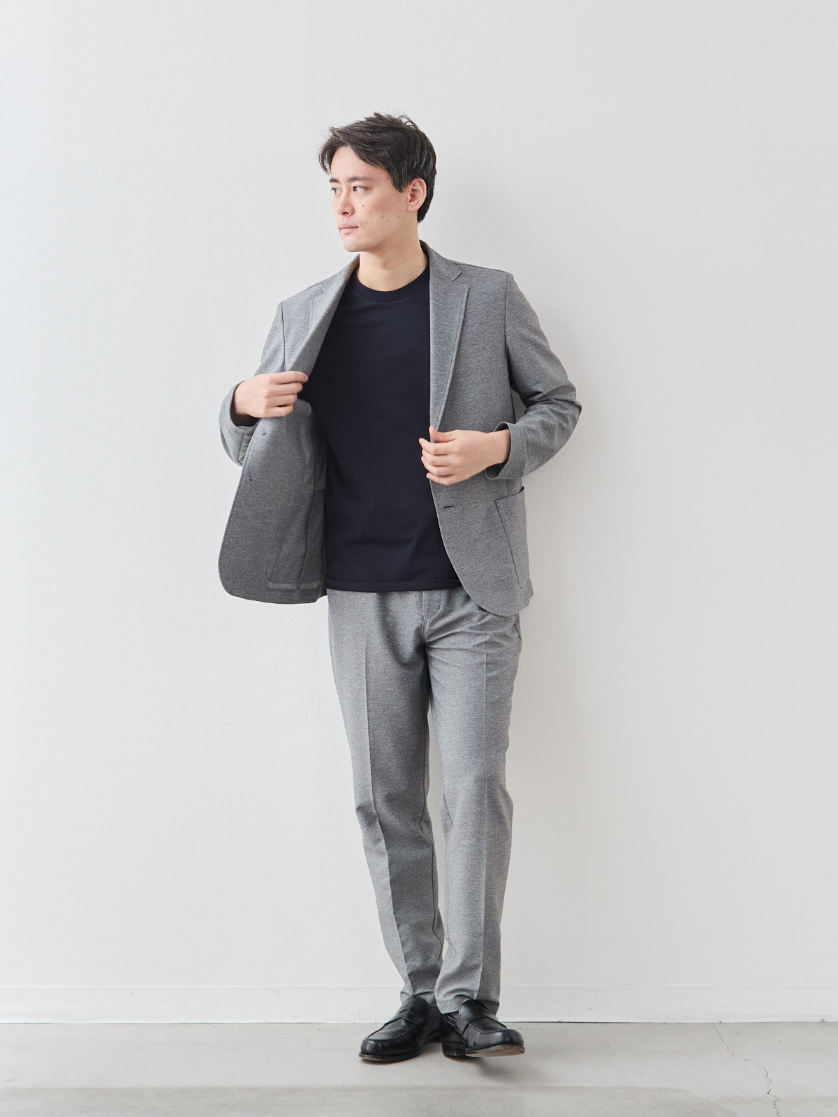 モデル 181cm 71kg サイズ L