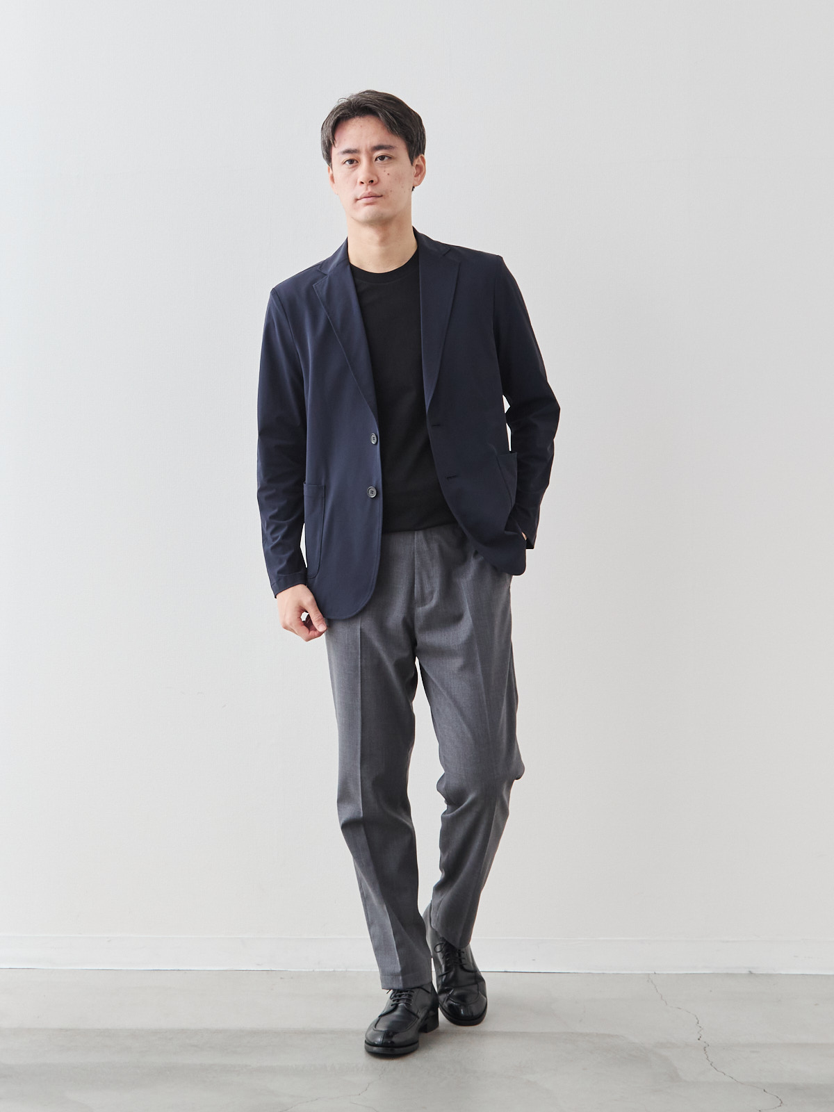 モデル 181cm 71kg サイズ L