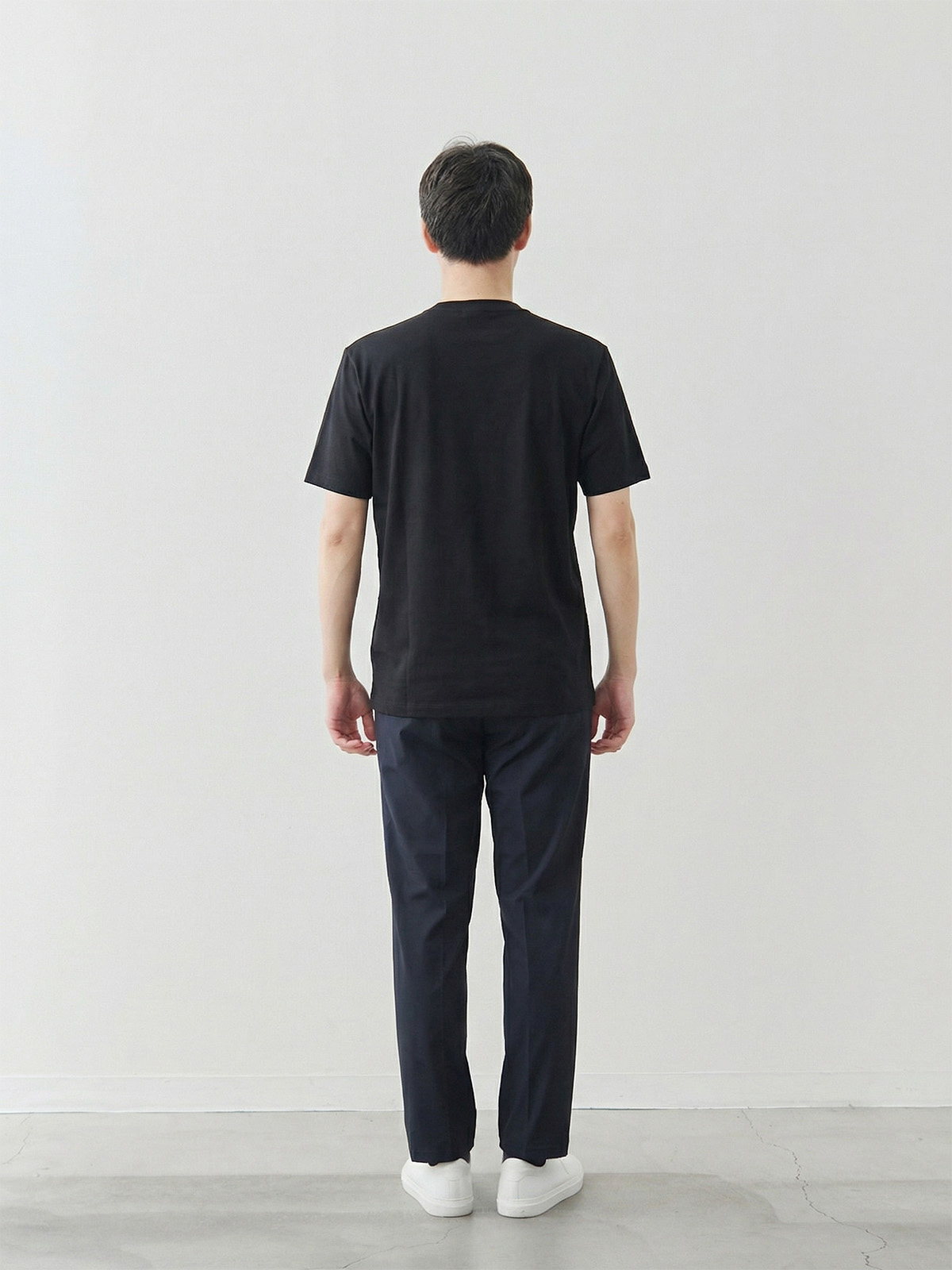 モデル 181cm 71kg サイズ LL