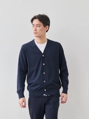 モデル 181cm 71kg ウエスト82cm サイズ L