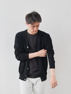 モデル 181cm 71kg ウエスト82cm サイズ L